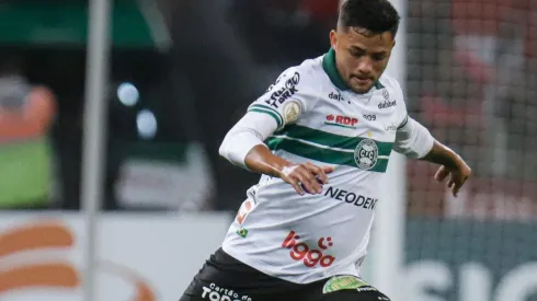 Foto: Maxi Franzoi/AGIF - Val atuou pouco no segundo semestre.