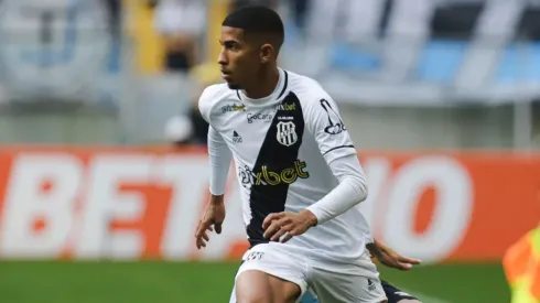 Foto: Maxi Franzoi/AGIF - Igor Formiga foi titular com Hélio dos Anjos em 2022.