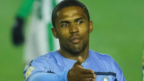 Pedro H. Tesch/AGIF - DC no Grêmio.