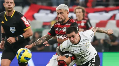 Agif/Marcello Zambrana - Arrascaeta fez gol polêmico contra o Timão