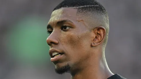 Vice-presidente do Botafogo abre o jogo e entrega sobre saída de Kanu