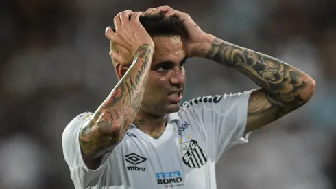 Thiago Ribeiro/AGIF - Luan no Santos.