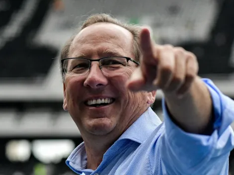 "Pré-contrato"; Textor choca mundo da bola ao tentar 'roubar' nome do Corinthians