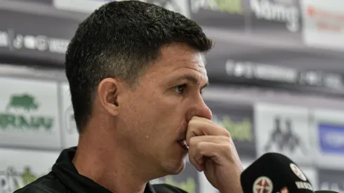 Foto: Thiago Ribeiro/AGIF - Barbieri não poderá contar com De Lucca na viagem aos EUA