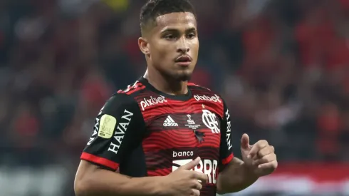 Foto: Marcello Zambrana/AGIF - João Gomes teve saída 'confirmada' por barbeiro