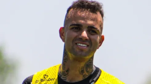 Foto: Felipe Szpak/Corinthians - Luan vive situação cada vez mais complicada.