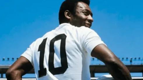 Foto capa: Foto: Divulgação/Santos FC - Muitos jogadores já usaram a camisa que um dia foi de Pelé