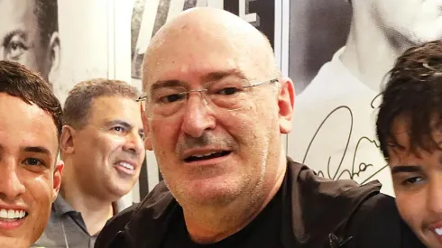 Santistas 'mandam a real' para Rueda após má atuação no Paulista