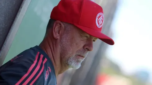 Foto: Ricardo Duarte/Inter/Divulgação – Mano Menezes: técnico segue sem utilizar jogador no Inter