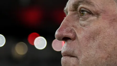 Foto: Thiago Ribeiro/AGIF - Aránguiz teve ótima passagem pelo Inter com Abel Braga no comando técnico