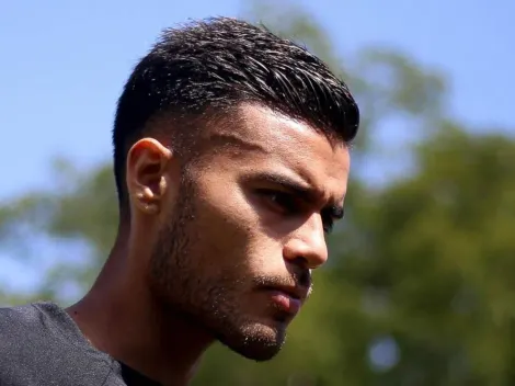 Chegada de Fausto 'pesa' e meio-campista está de saída do Corinthians