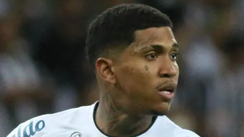 Foto: Fernando Moreno/AGIF - Raniel vira assunto no Santos