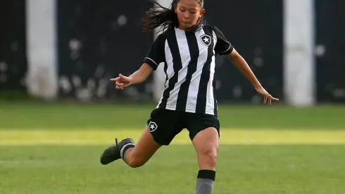 Foto: Divulgação/Botafogo - Ana Paula Yamada recebe convocação