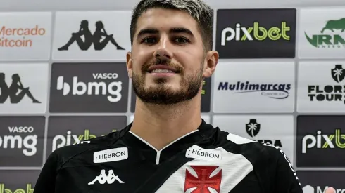 Pedro Raul foi a principal contratação do Vasco – Foto: Thiago Ribeiro/AGIF