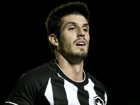 Luís Castro enaltece atitude de Lucas Piazon no Botafogo