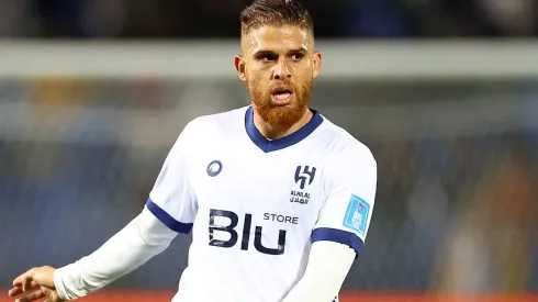 Foto: Michael Steele/Getty Images – Cuéllar defende o Al Hilal, que bateu o Flamengo na semi do Mundial