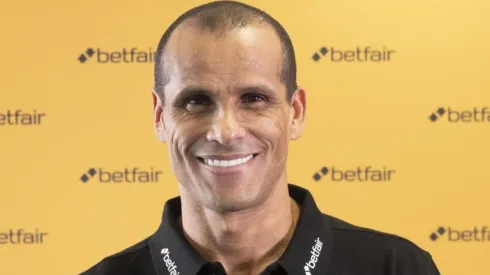 Foto: Divulgação da Betfair - Rivaldo, embaixador da empresa.