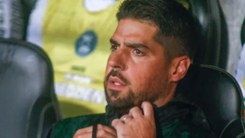 Foto: Gabriel Machado/AGIF - António Oliveira: técnico gostou de dupla, mas desaprovou empate do Coritiba