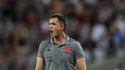 Thiago Ribeiro/AGIF - Maurício Barbieri, técnico do Vasco