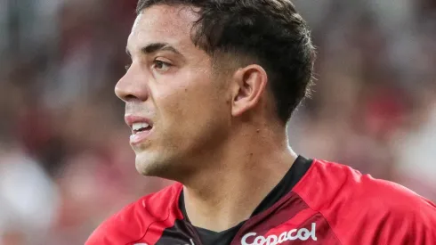 Agif/Robson Mafra - Terans protagoniza momento bizarro no Athletico