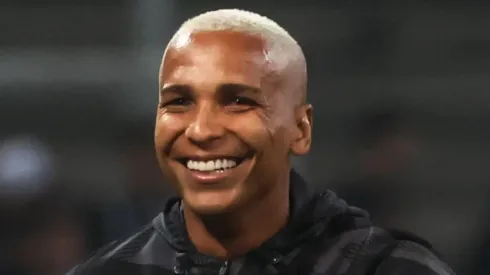 Foto: Marcello Zambrana/AGIF – Deyverson vira assunto no Coxa