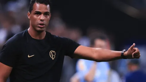 Foto: Ettore Chiereguini/AGIF - Fernando Lázaro está invicto na Neo Química Arena