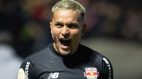 Foto: Diogo Reis/AGIF – Artur pode influenciar diretamente a vida do Santos.