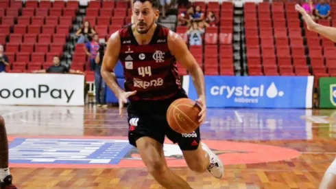 Flamengo busca se aproximar do líder Sesi Franca