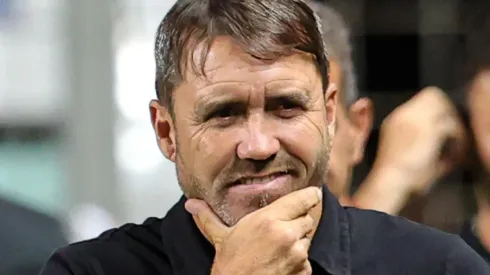 Eduardo Coudet comanda o Galo e pode perder titular para o Flamengo - Foto: Gilson Junio/AGIF