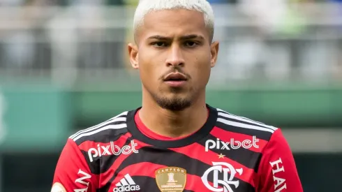 Robson Mafra/AGIF. Flamengo comete erro com João Gomes