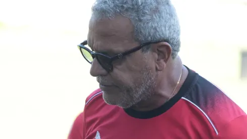 Foto: Diego Almeida/PontePress - Hélio dos Anjos está há mais de um ano na Ponte.