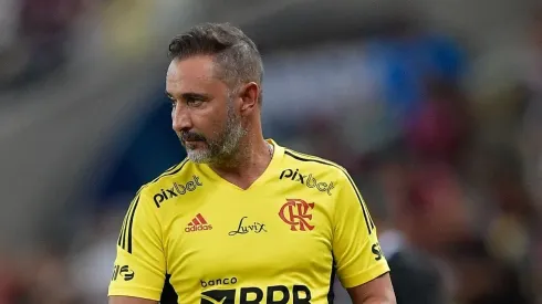 Foto: Thiago Ribeiro/AGIF - Flamengo é o segundo time de Vítor Pereira no Brasil.