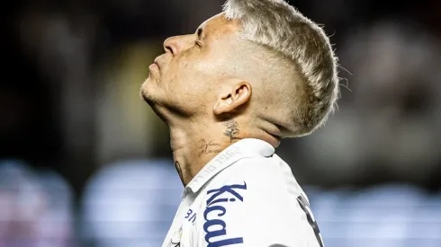Foto: Raul Baretta / Santos FC - Soteldo só deve retornar na segunda quinzena de maio, informa setorista do Santos