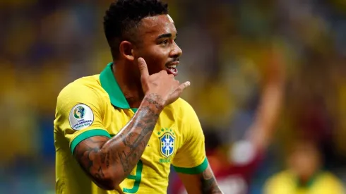 Foto: Thiago Calil/AGIF - Gabriel Jesus é agenciado por Paulo Pitombeira, mesmo empresário de Veríssimo