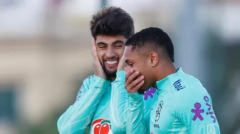 Foto: Flickr Oficial CBF/Rafael Ribeiro - Yuri Alberto e Vitor Roque