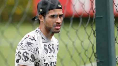 Foto: Marcello Zambrana/AGIF - Alan Kardec está retornando aos treinos do Galo aos poucos, mas interesse do Coritiba pode antecipar sua saída