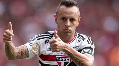 Jorge Rodrigues/AGIF – Rafinha pelo SPFC.