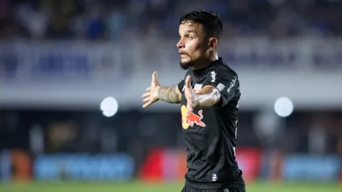 Foto: Diogo Reis/AGIF - Artur é o principal alvo do Palmeiras no mercado