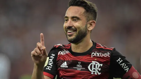 Foto: Thiago Ribeiro/AGIF - Éverton Ribeiro chegou ao Mengão em 2017.