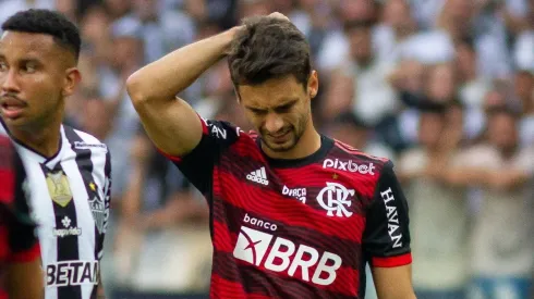 Foto: Fernando Moreno/AGIF – Rodrigo Caio não tem futuro garantido no Flamengo em 2024