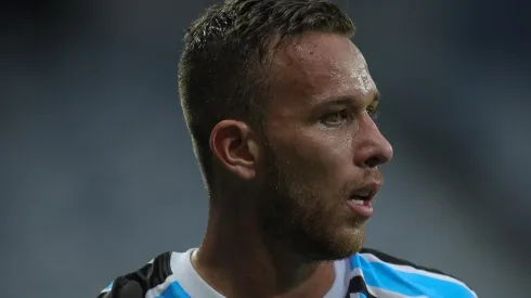 Pedro Vale/AGIF - Arthur, meio-campista.