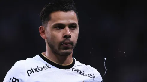 Foto: Ettore Chiereguini/AGIF – Romero foi um dos 3 reforços, mas segue decepcionando no Corinthians.