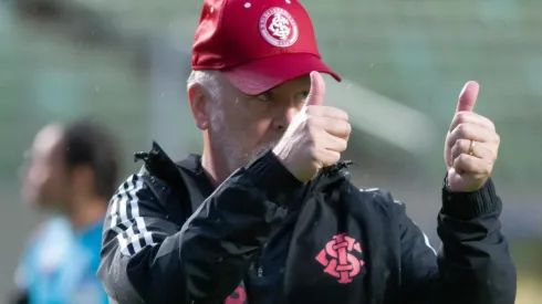 Foto: Fernando Moreno/AGIF – Mano Menezes: técnico aguarda reforços no Inter