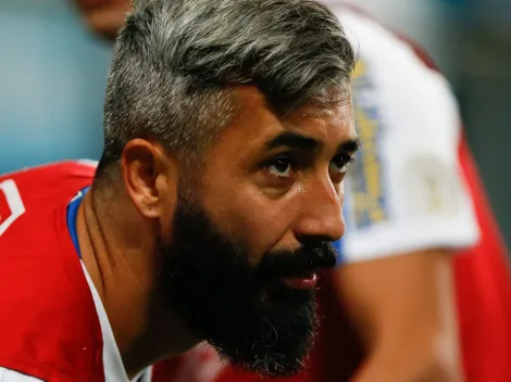 Douglas aprova chegada de camisa 7 'polêmico' ao Grêmio