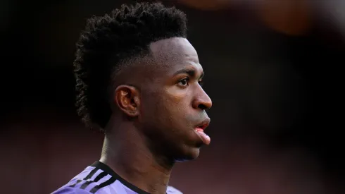 (Photo by Aitor Alcalde/Getty Images) - Real Madrid deve receber ofertas altas por Vinícius Júnior.