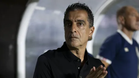 Torcida do Bahia detona atacante de Renato Paiva avaliado em R$ 13 milhões