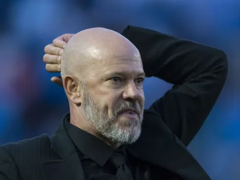 Zago ‘expõe’ momento do Coxa e projeta encontro com o Palmeiras