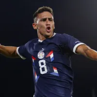 Rojas no Corinthians \'ajuda\' Palmeiras por outro camisa 10