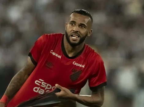 Turra prepara mudanças nAthletico para encarar o Botafogo