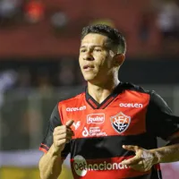 Osvaldo usa experiência ao seu favor para continuar sendo uns dos destaques do time